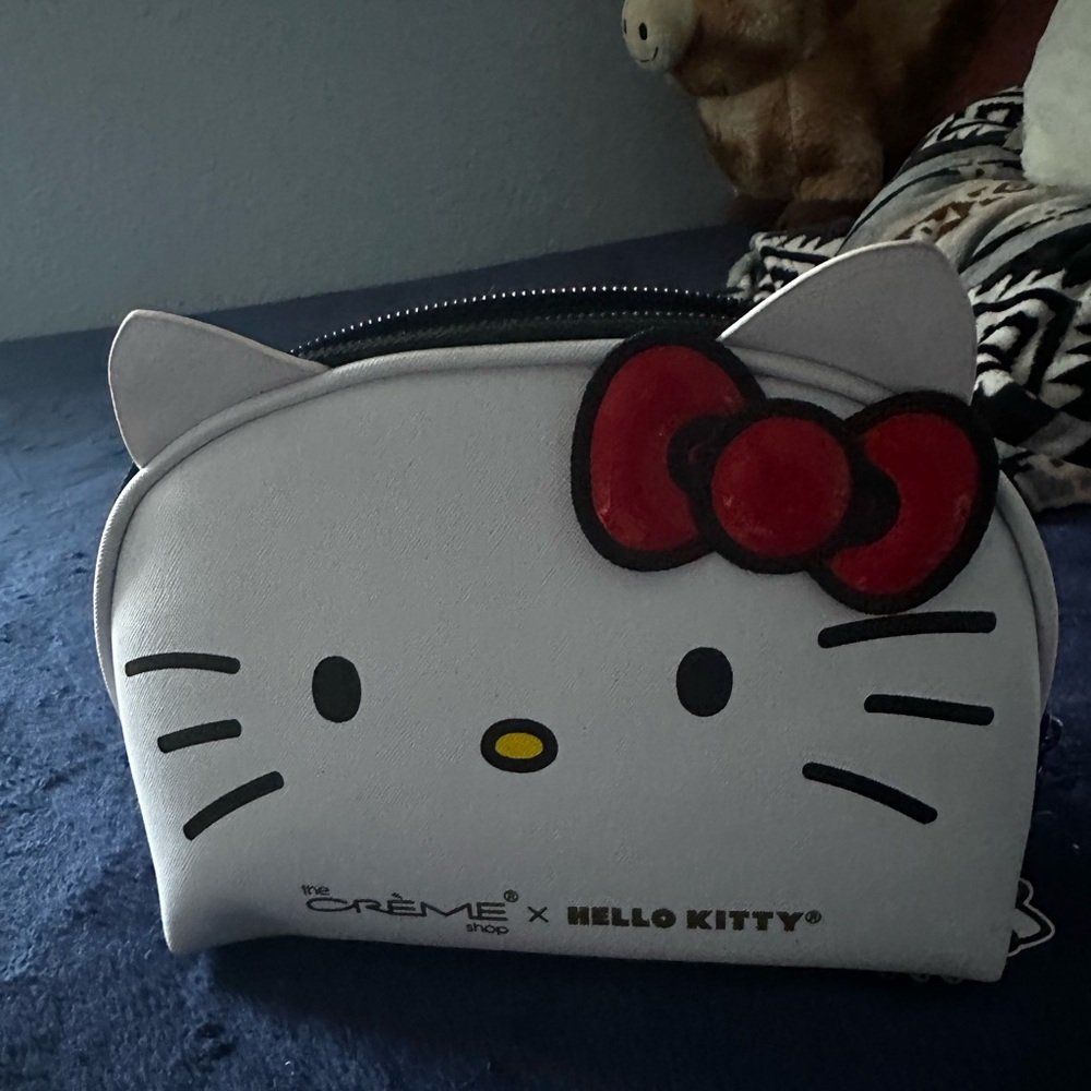 Hello kitty makeup bag